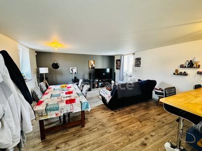 Maison en pierre - 105 m² - 4 pièces