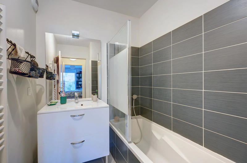 Appartement - 98 m² - 5 pièces