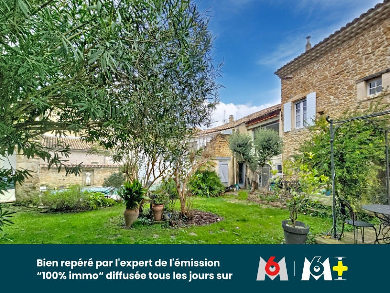 Maison - 284 m² - 10 pièces