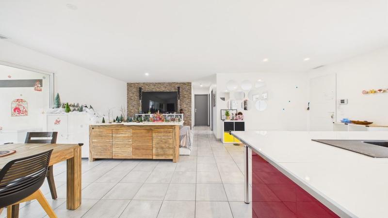 Maison - 141 m² - 7 pièces