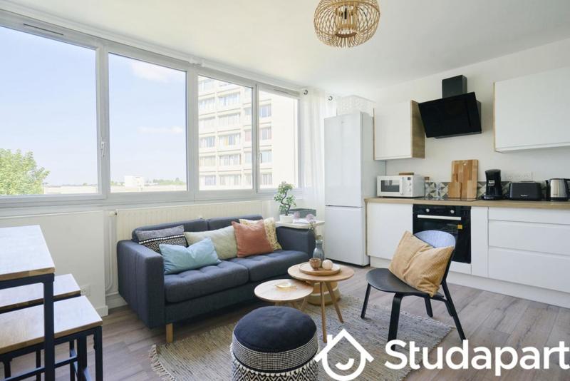 Chambre - 10 m² - 1 pièce