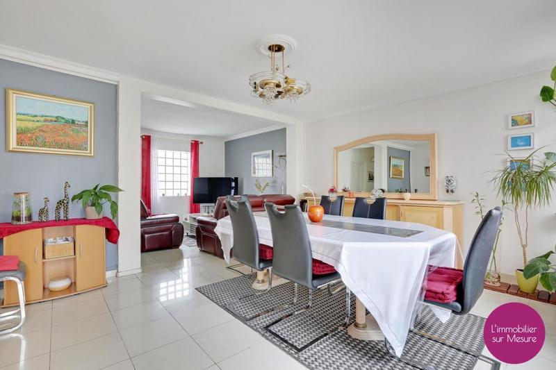 Villa - 120 m² - 5 pièces