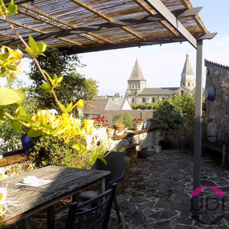 Maison - 235 m² - 8 pièces