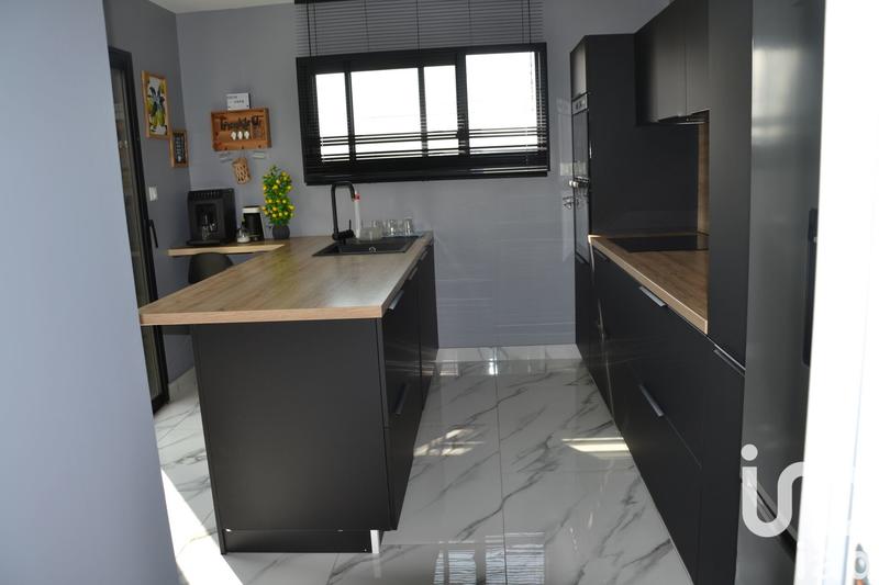 Maison - 110 m² - 5 pièces