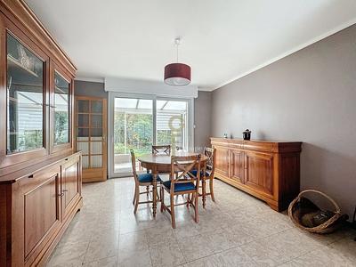 Maison - 101 m² - 4 pièces