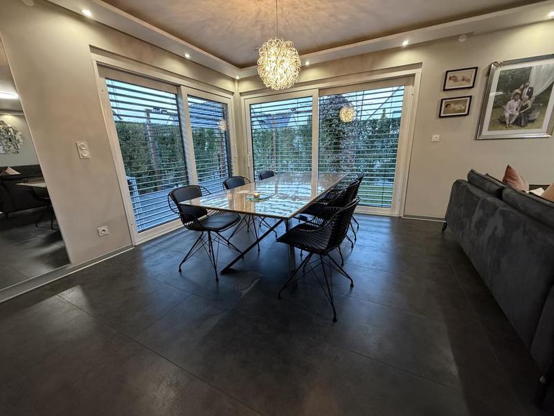 Villa - 140 m² - 5 pièces