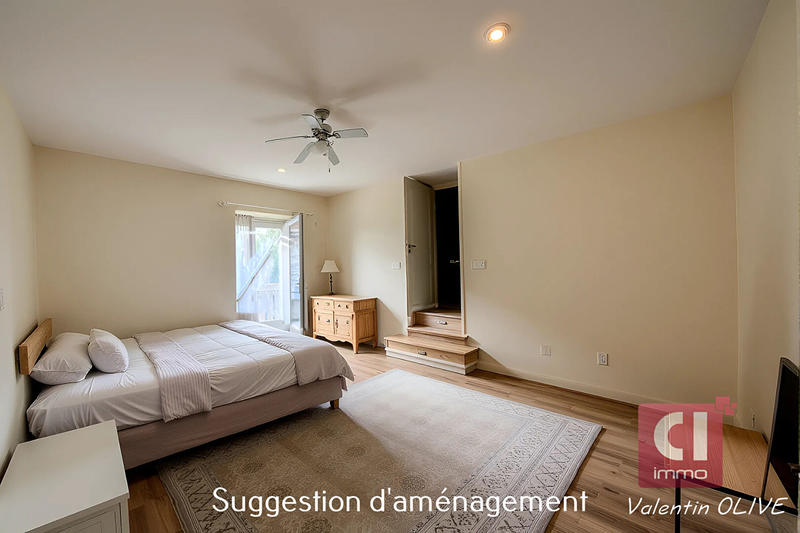 Maison - 161 m² - 7 pièces