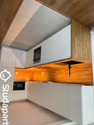 Chambre - 13 m² - 1 pièce