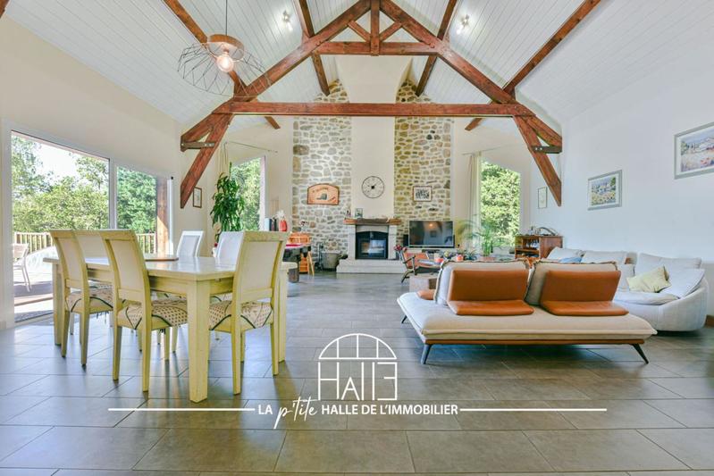 Villa - 195 m² - 6 pièces