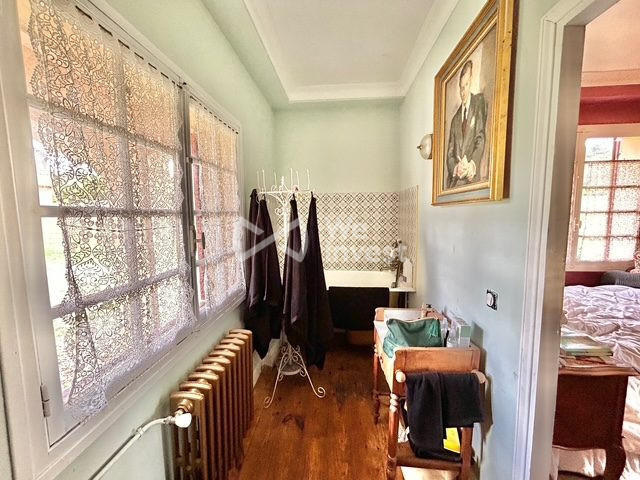 Maison ancienne - 226 m² - 8 pièces