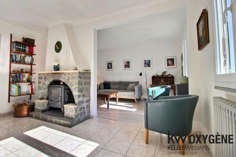 Maison - 178 m² - 10 pièces