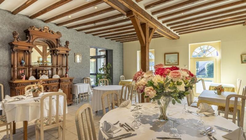 Manoir - 2 800 m² - 50 pièces