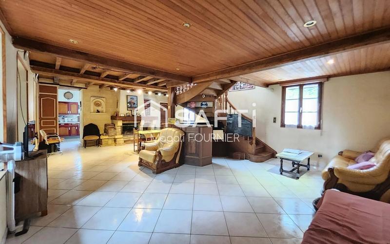 Maison - 95 m² - 5 pièces
