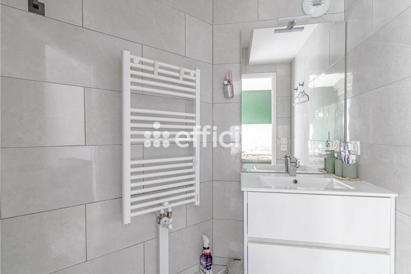 Appartement - 89 m² - 5 pièces