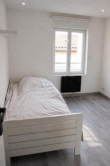 Appartement - 80 m² - 6 pièces