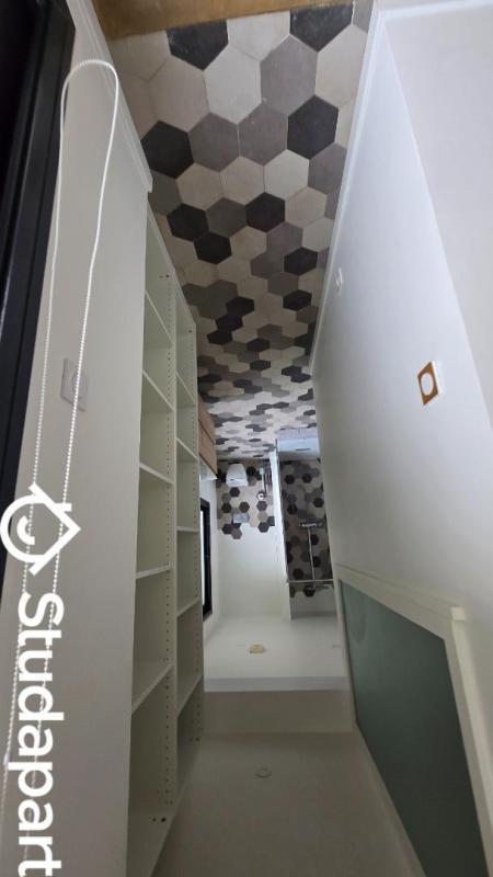 Chambre - 9 m² - 1 pièce