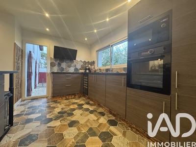 Maison - 134 m² - 5 pièces