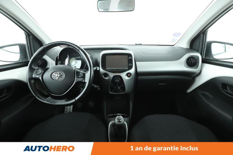 Toyota Aygo 1.0 Vvt-i X-Play 5p 69 ch