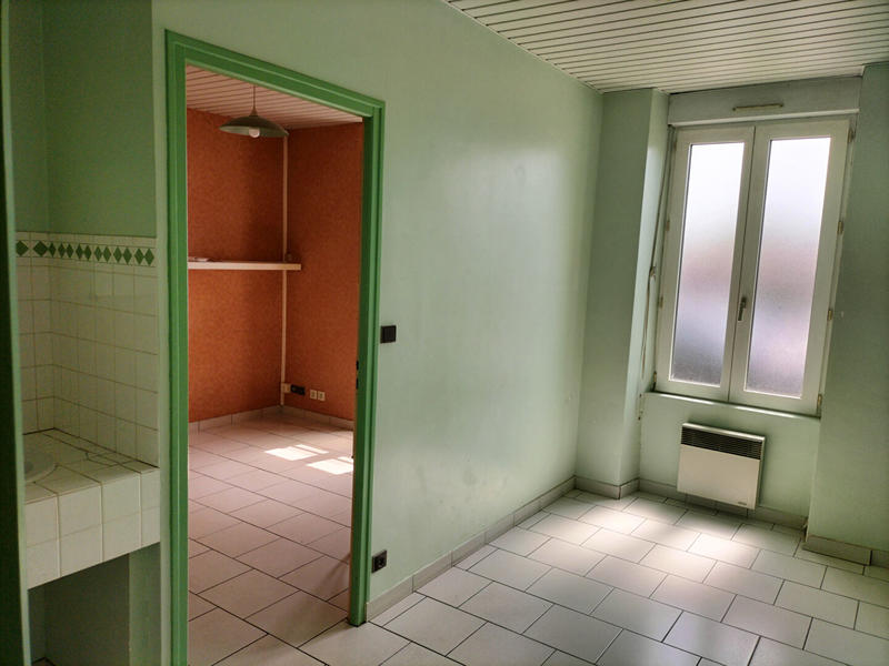 Local commercial - 91 m² - 6 pièces