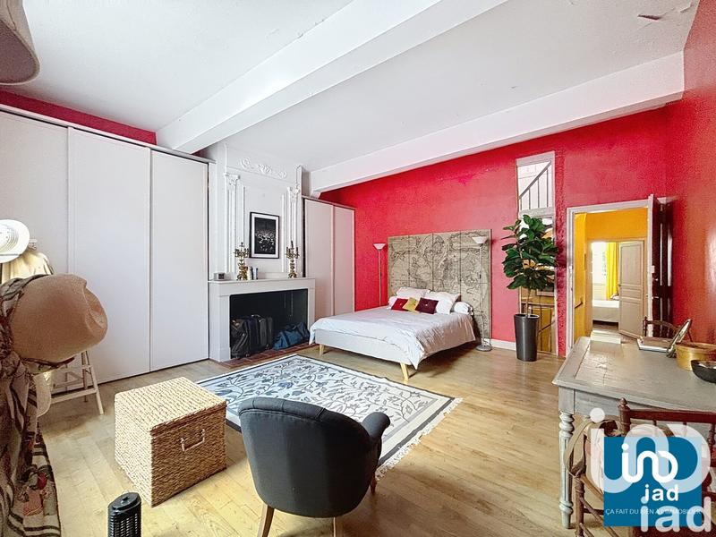 Maison - 180 m² - 5 pièces