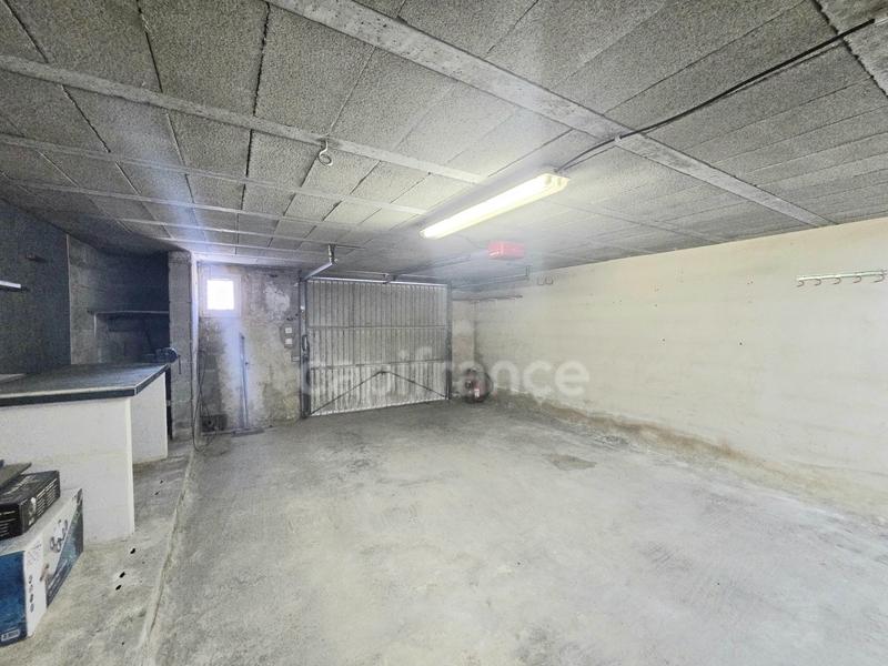 Maison - 180 m² - 5 pièces