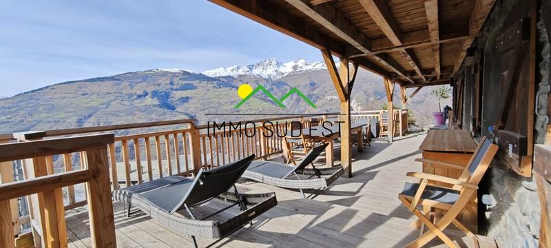 Châlet - 228 m² - 9 pièces