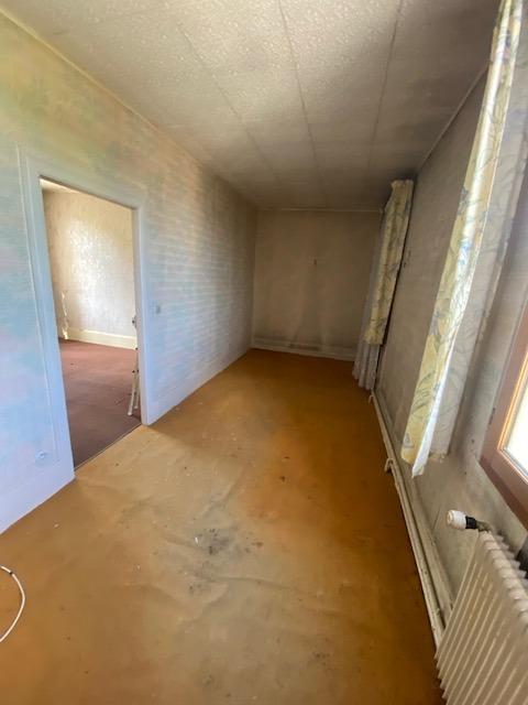 Maison - 93 m² - 4 pièces