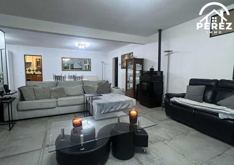 Villa - 242 m² - 7 pièces