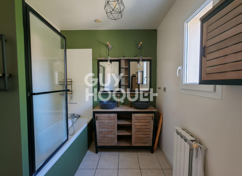 Maison - 90 m² - 4 pièces