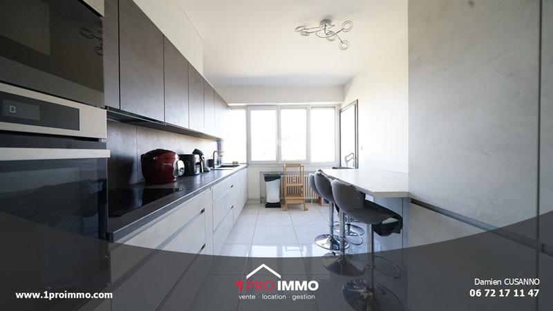 Appartement - 128 m² - 4 pièces