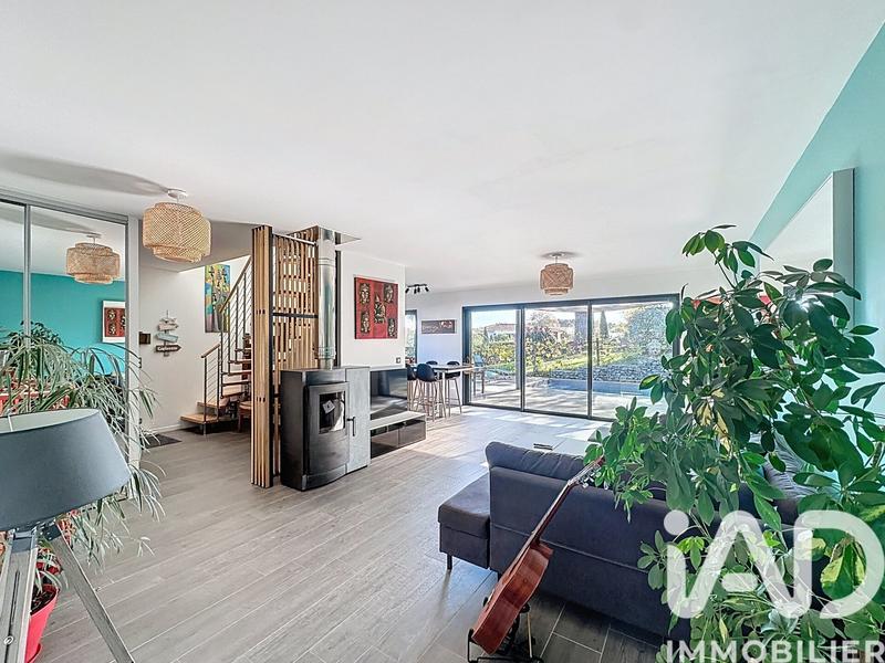 Maison - 115 m² - 5 pièces