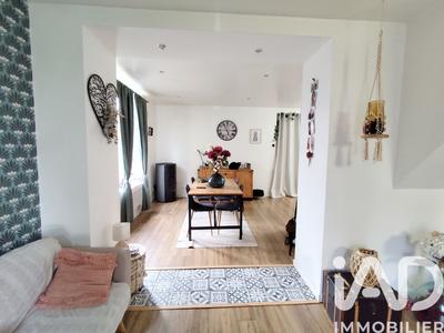 Maison - 95 m² - 6 pièces