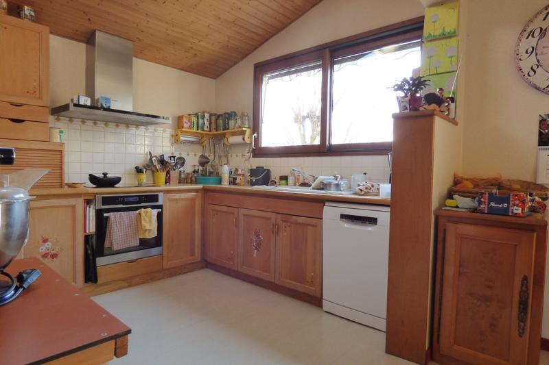 Maison - 176 m² - 9 pièces