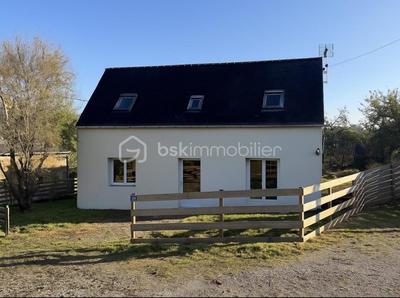 Maison - 350 m² - 25 pièces