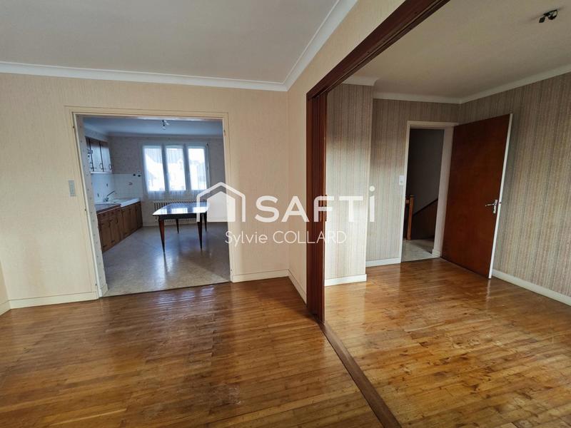 Maison - 126 m² - 8 pièces