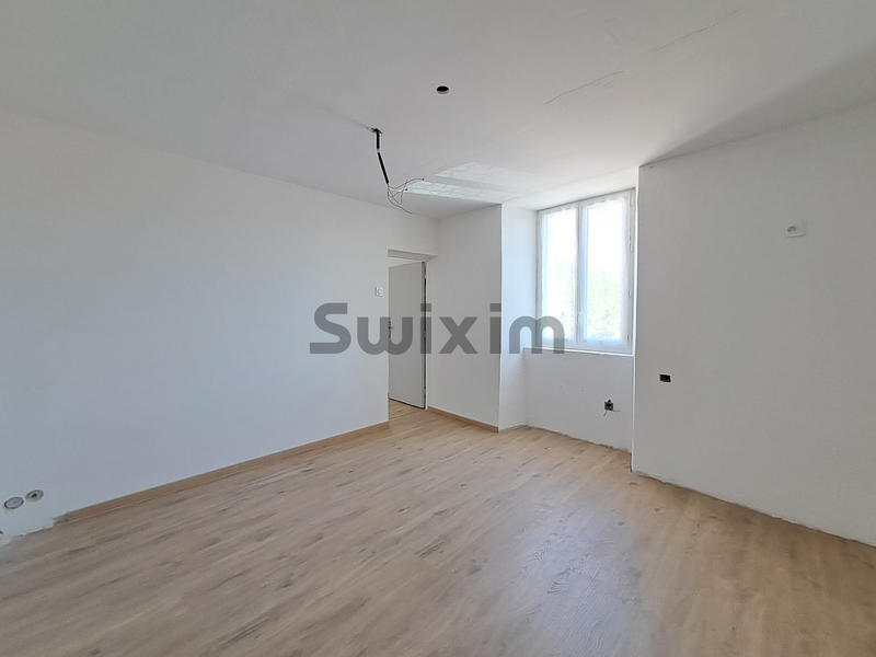 Maison - 406 m² - 17 pièces