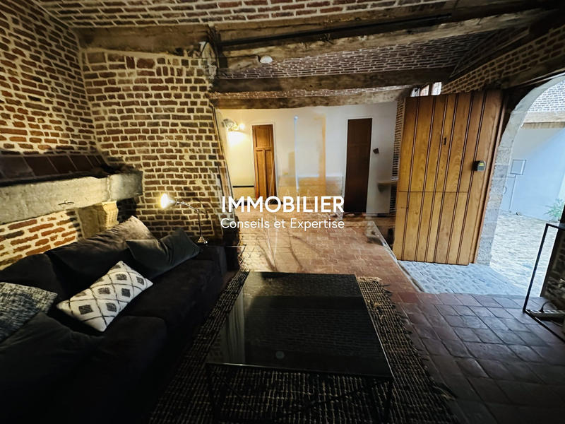 Maison ancienne - 258 m² - 9 pièces