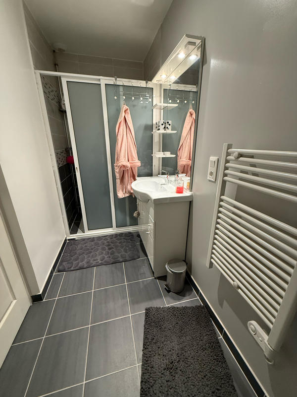 Propriété - 220 m² - 8 pièces