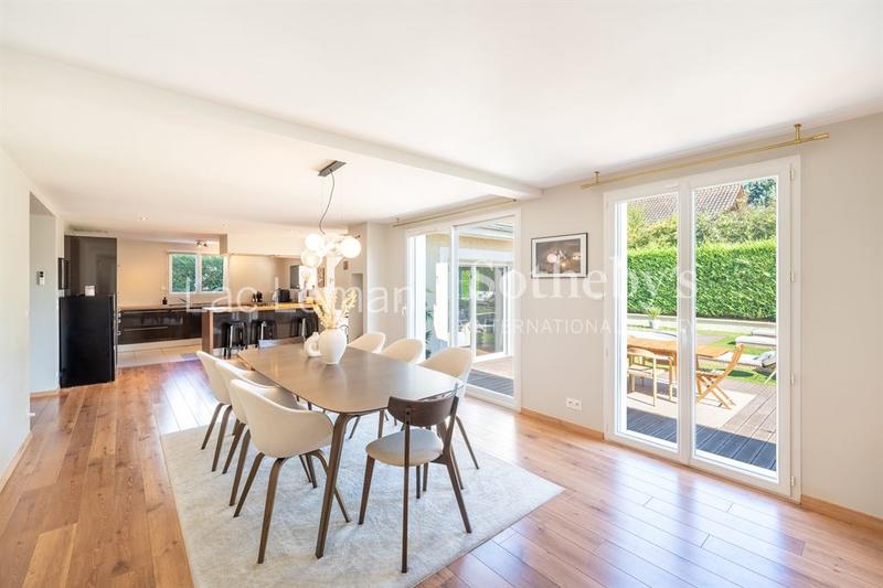 Maison - 158 m² - 6 pièces