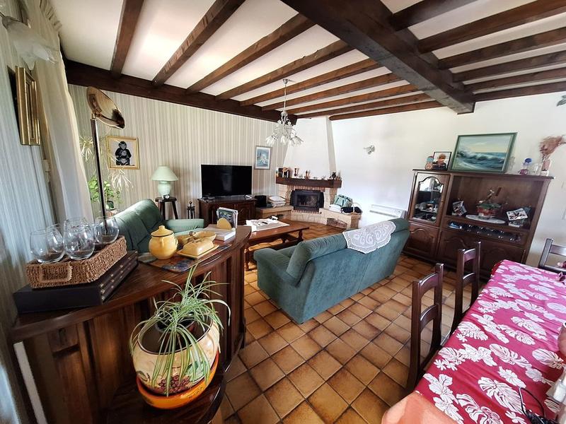 Maison - 90 m² - 4 pièces
