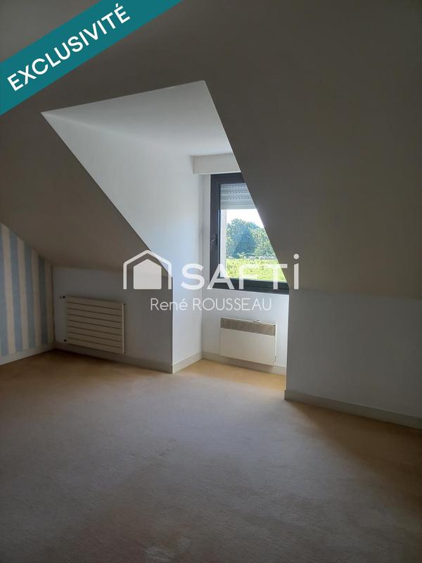 Maison - 95 000 m² - 6 pièces