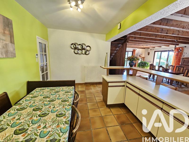 Maison - 202 m² - 6 pièces