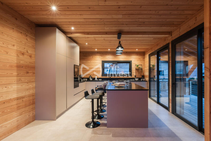 Châlet - 255 m² - 8 pièces