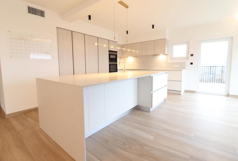 Villa - 295 m² - 15 pièces