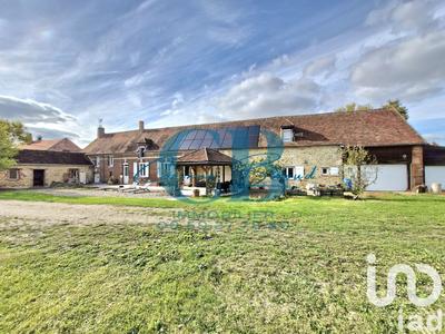 Maison - 214 m² - 9 pièces