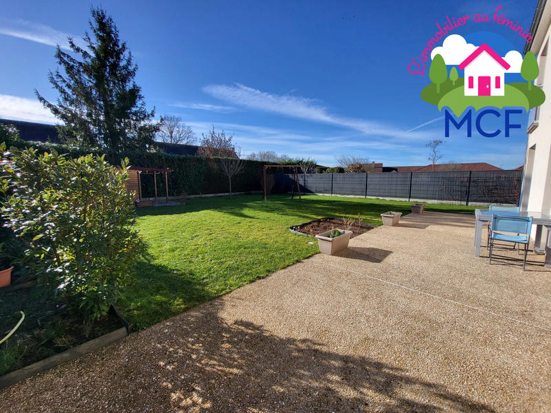 Maison traditionnelle - 88 m² - 4 pièces