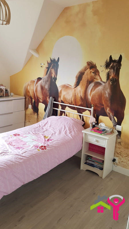 Maison - 250 m² - 7 pièces