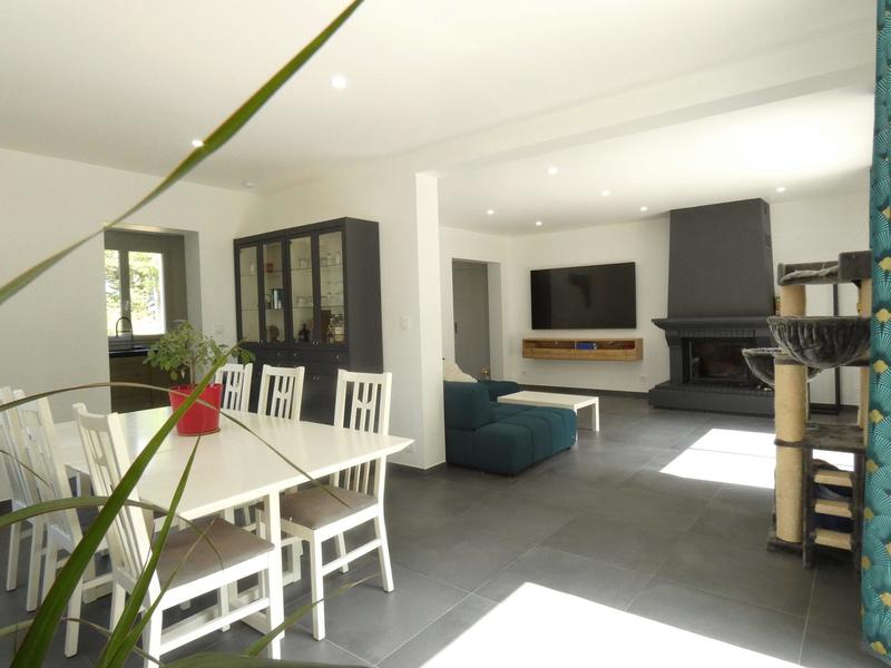 Maison - 171 m² - 8 pièces