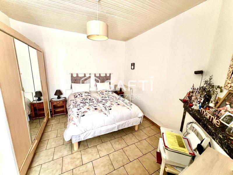 Maison - 201 m² - 7 pièces