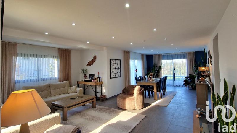 Maison - 163 m² - 6 pièces